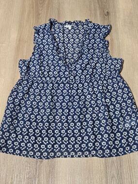 Heritage 1981 Navy Blue & White Floral Ruffle Sleeveless Blouse